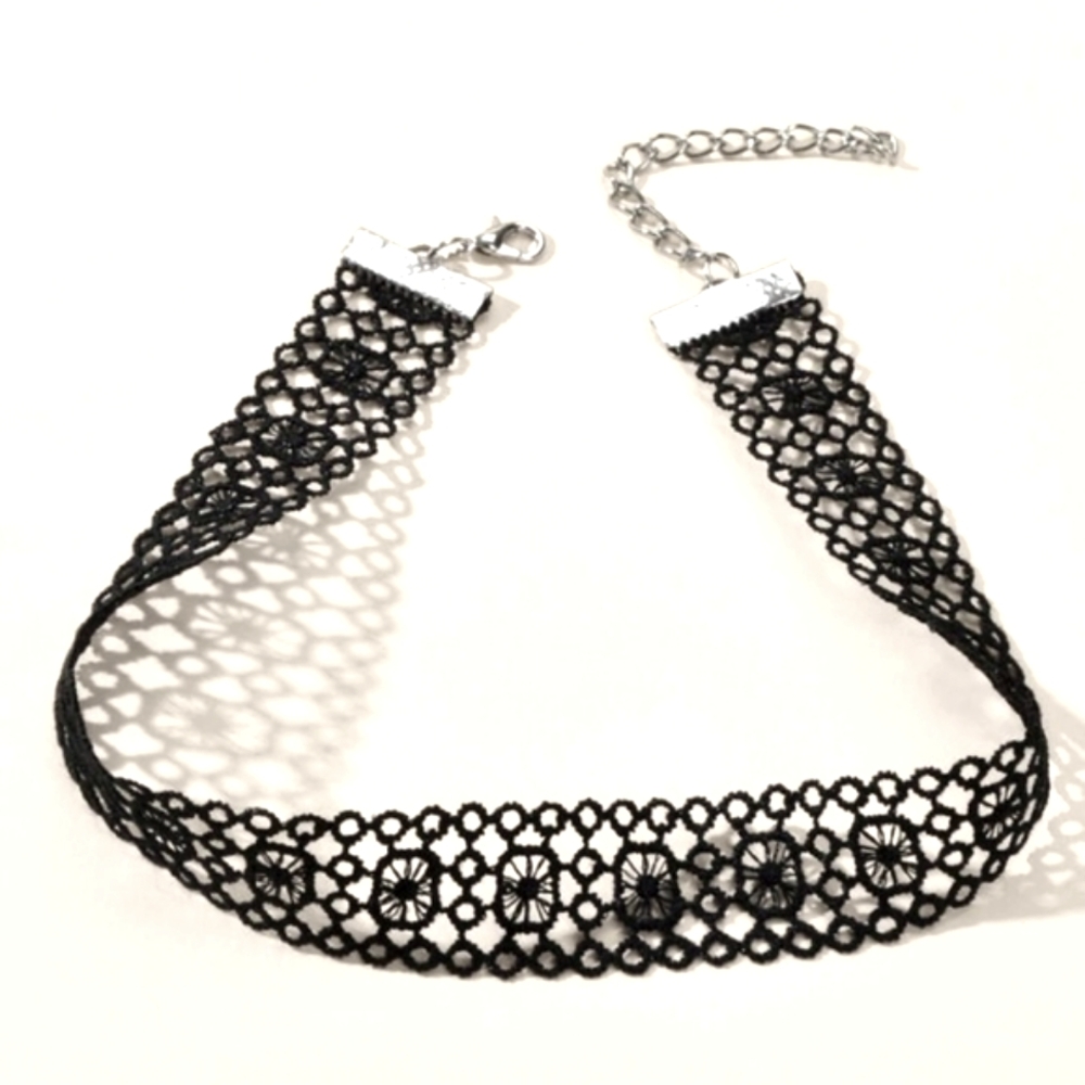 Choker necklace 🖤
